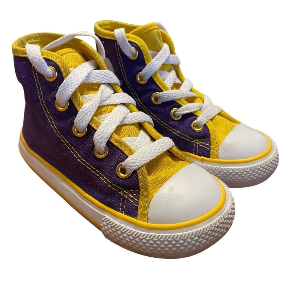Converse, purple and Gold LA Lakers Kobe 24 fan youth high tops size 8 - Picture 6 of 7